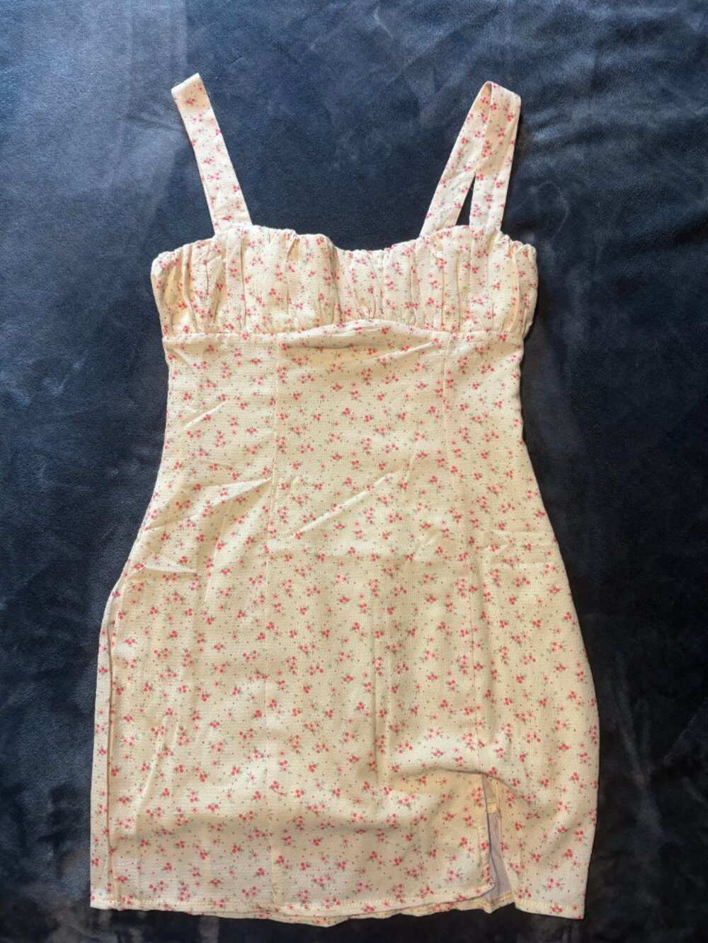 Princess Polly Yellow Mini Dress - Picture 2 of 4